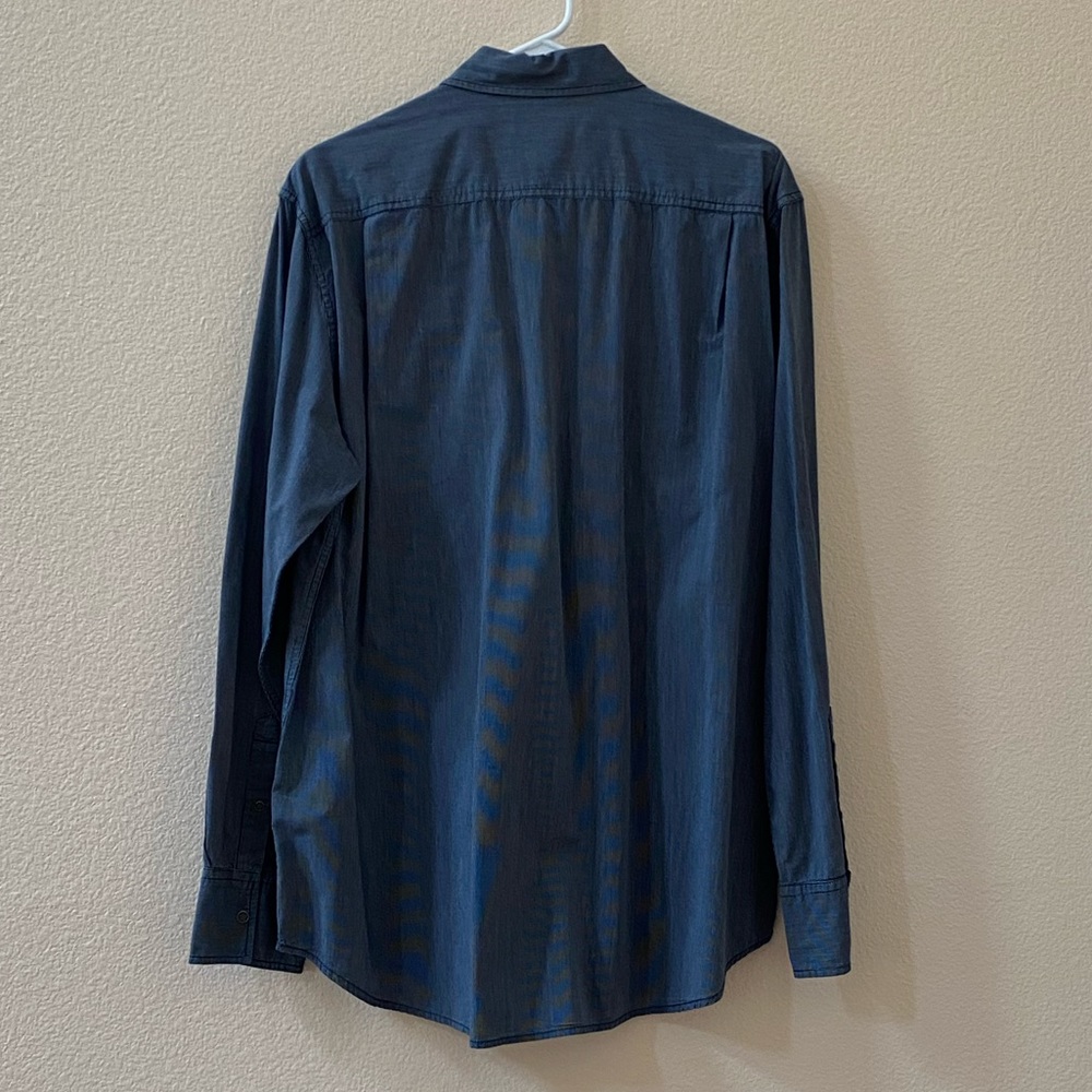 VINTAGE American Rag Small-Stripe Button-Up - Picture 4 of 4